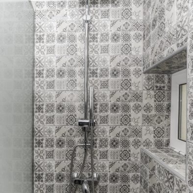 Candia maisonette heraklion apartment for rent shower